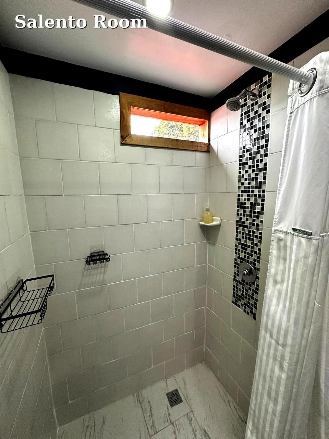 Hostal El Quinde Саленто Екстериор снимка